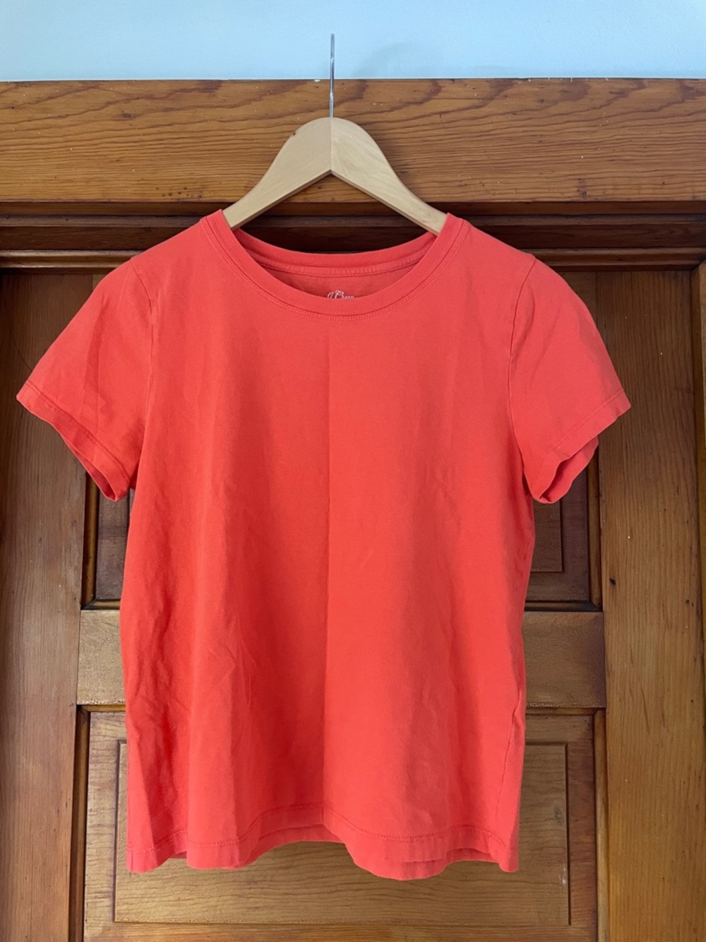 J. Crew Essential Short Sleeve Tee (Crewneck) in Coral Size Med